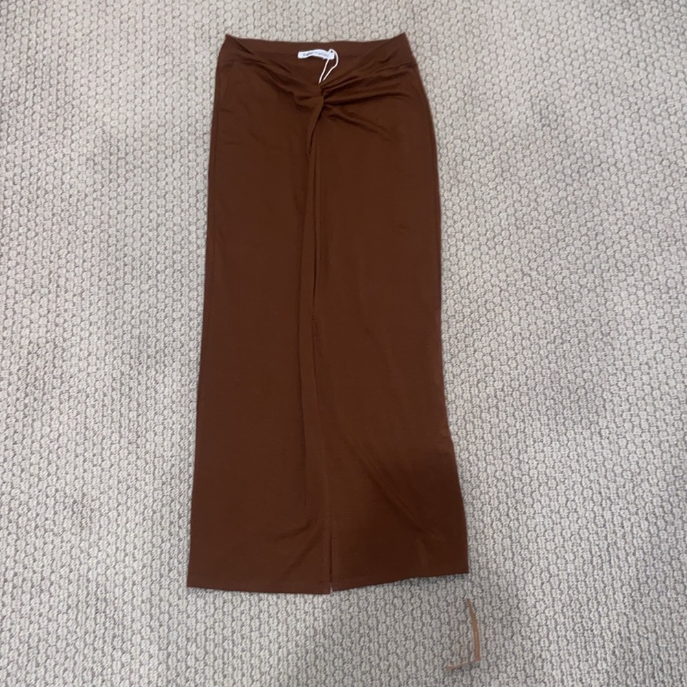 New with Tags! Reformation Rylan Chestnut Skirt, XS - Picture 2 of 7